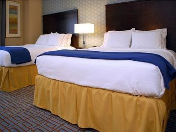 Ramada Limited Angeles Downtown Hotel